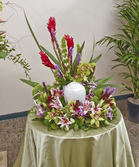 Tropical - Urn Display